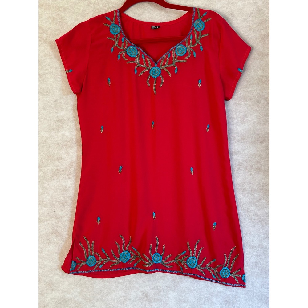 Red Embroidered Floral V-Neck Tunic Top Short Sleeve Teal Gold Accents Womens L‎